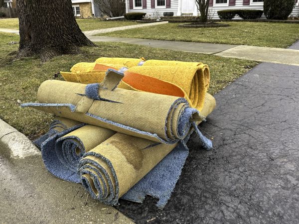 Carpet Haul Away Service in Buford